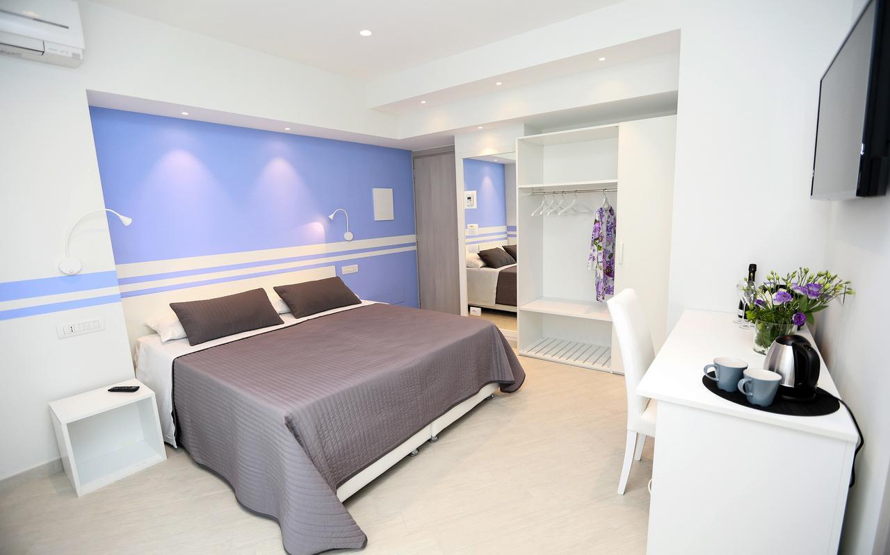 B&B Valentina Sorrento Bagian luar foto
