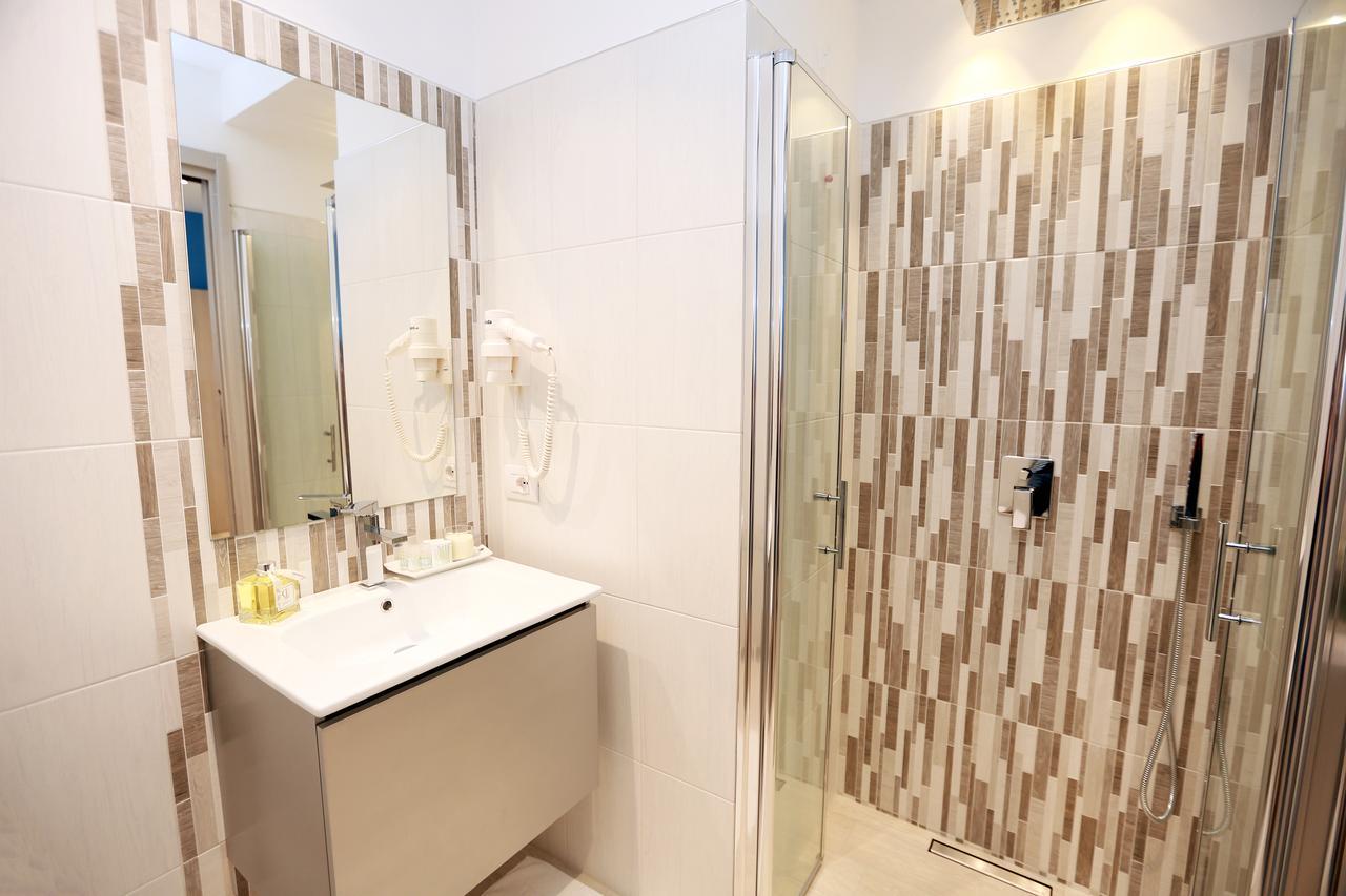 B&B Valentina Sorrento Bagian luar foto